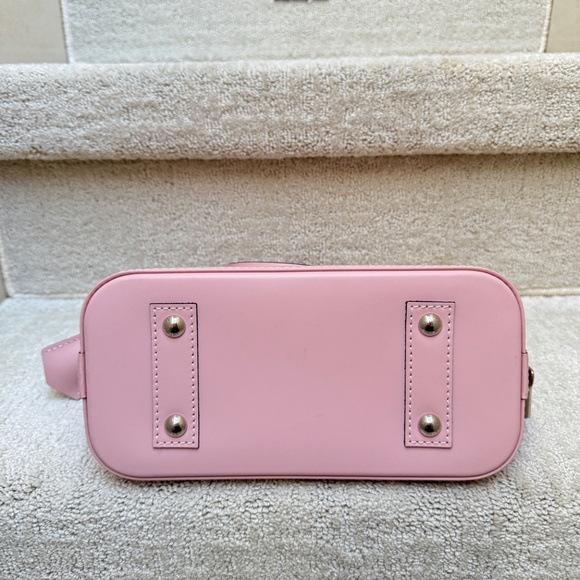 Louis Vuitton Epi Alma BB in Baby Pink - Picture 4 of 8